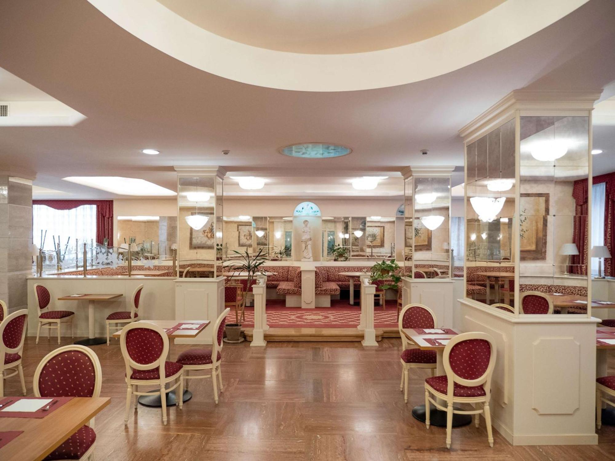 Best Western Gorizia Palace Eksteriør bilde